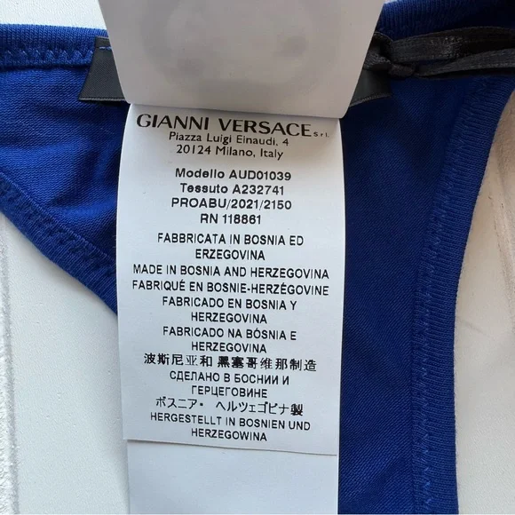 Versace Greca Border sports bra in blue - Picture 5 of 7